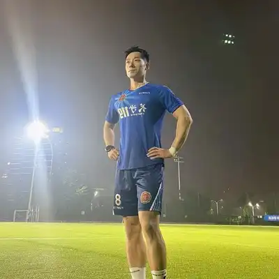 袁翔